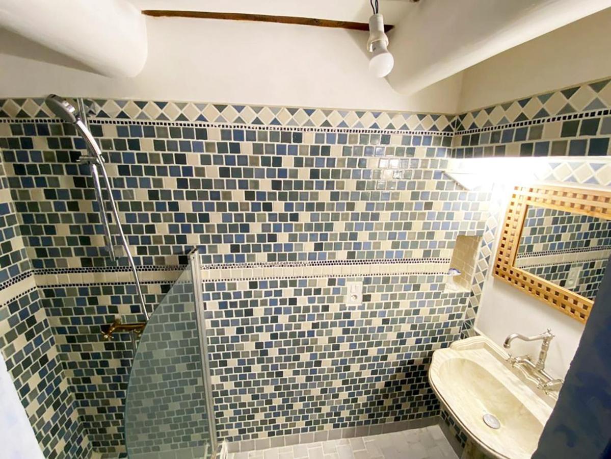 Maison D'Hotes, Superbe Et Spacieuse ,Dans Un Cadre Charmant Calme Et Verdoyant Перн-ле-Фонтен Экстерьер фото
